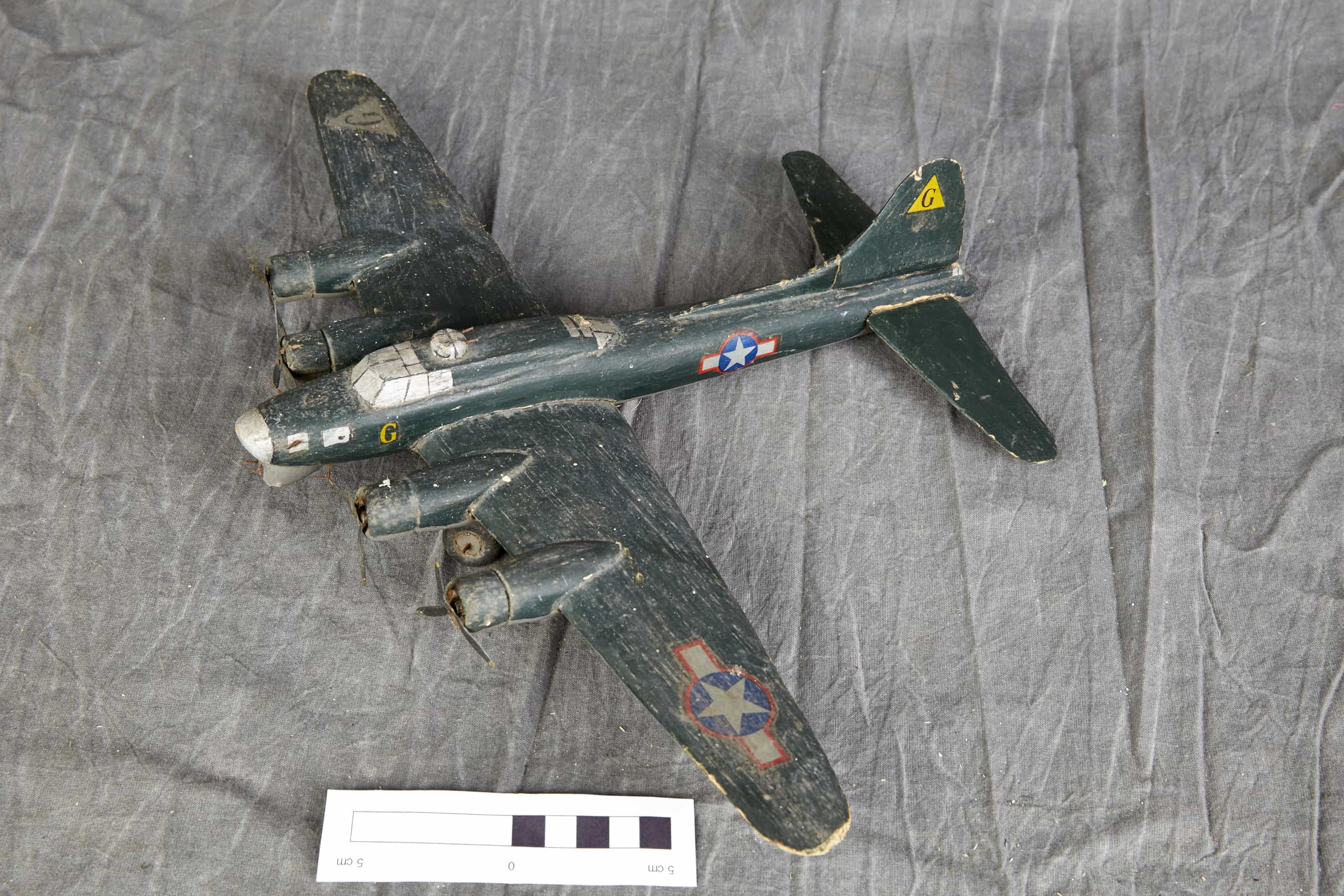 B-17 Flying Fortress model aircraft